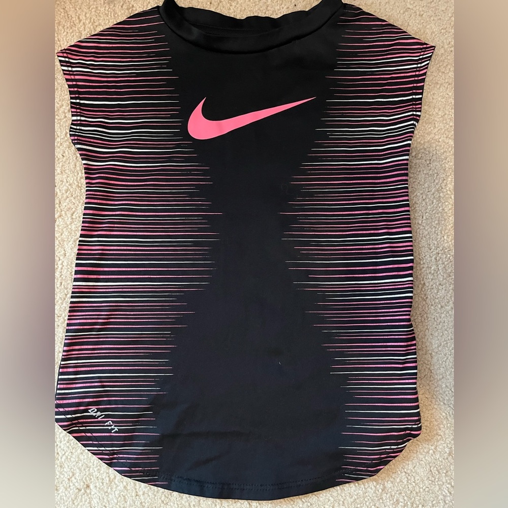NIKE Dri Fit Sleeveless Shirt Girl’s Size 6